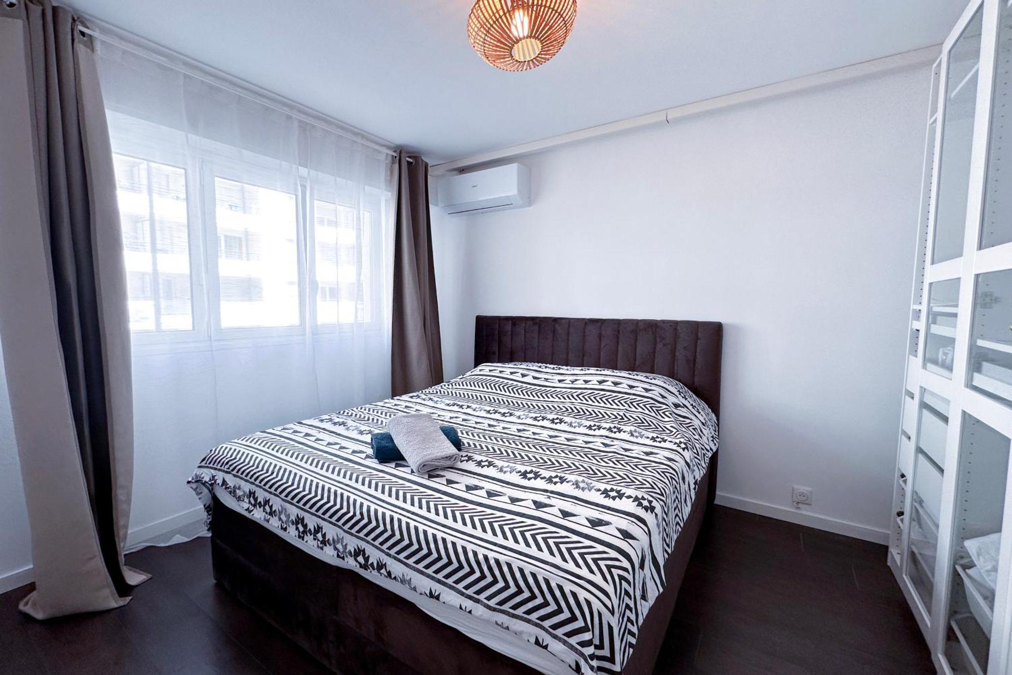 Poincare 4 - Lumineux, Renove, Central Et Calme A Juan Les Pins Antibes Exterior foto